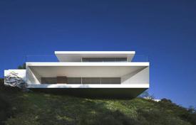 Уникальная двухэтажная вилла с бассейном и панорамными видами в Морайре, Аликанте, Испания за 2 995 000 €