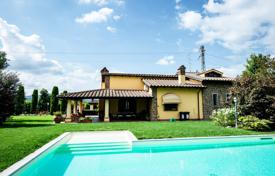 Прекрасная двухэтажная вилла с бассейном и садом, Дзагароло, Италия за 800 000 €