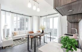 Квартира на Эглинтон-авеню Восток, Торонто, Онтарио,  Канада за C$855 000