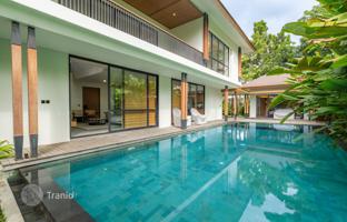 5-комнатная вилла 450 м² в Джимбаране за $1 254 000