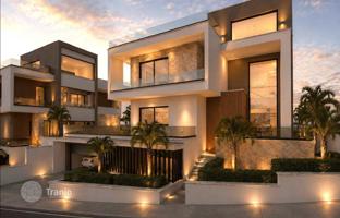 2 новые виллы в ЖК в Агиос Тихонасе за От 2 100 000 €