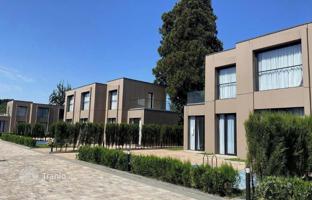 3-комнатная квартира в новостройке 241 м² в Батуми за $320 000