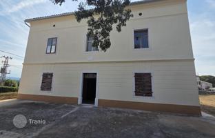5-комнатный дом 305 м² в Марчана за 500 000 €