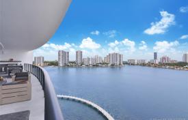 Меблированные апартаменты с террасой и видом на океан в жилом комплексе с бассейном и спа-центром, Авентура, США за 2 565 000 €