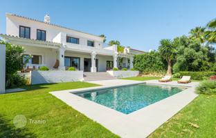 12-комнатная вилла 873 м² в Нуэва Андалусии за 4 695 000 €