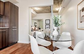 Квартира на Беверли-стрит, Олд Торонто, Торонто,  Онтарио,   Канада за C$809 000