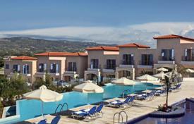 Комплекс таунхаусов с бассейнами и зеленой зоной, Пафос, Кипр за От 185 000 €