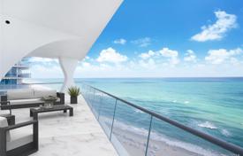 Комфортабельные апартаменты с парковкой, террасой и видом на океан, Санни Айлс Бич, США за 3 628 000 €