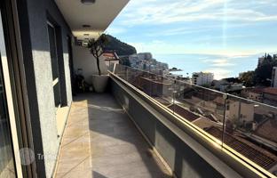 3-комнатная квартира 184 м² в Бечичи за 590 000 €
