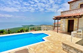 Традиционная каменная вилла с бассейном и панорамным видом на Пелопоннесе, Греция за 700 000 €