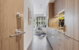 Квартира на Куин-стрит-Запад, Олд Торонто, Торонто,  Онтарио,   Канада за C$687 000