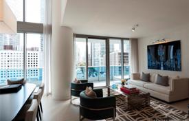 Двухуровневая квартира с красивым видом на океан в Майами, Флорида, США за $999 000