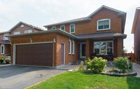 Дом в городе в Этобико, Торонто, Онтарио,  Канада за C$1 556 000
