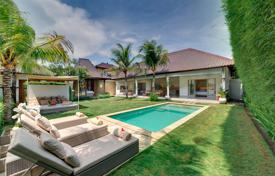 Вилла в стиле хай-тек с гостевым домом, Семиньяк, Бали, Индонезия за $3 600 в неделю