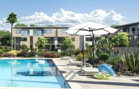 Новые Aпартаменты с бассейном в Дезенцано за 350 000 €