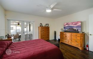3-комнатный дом 154 м² в Вест-Энде за $695 000