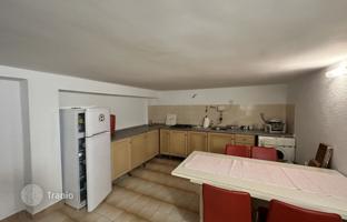 5-комнатный дом 100 м² в Приморско-Горанской жупании за 302 000 €