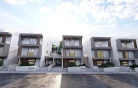 Новый комплекс таунхаусов с парковочными местами, Агиос Афанасиос, Кипр за От 690 000 €