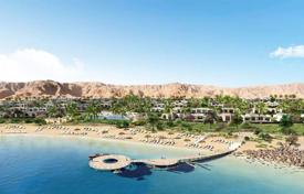 Новый элитный комплекс вилл и таунхаусов на берегу моря с пляжем и причалом, Сифа, Оман за От $145 000