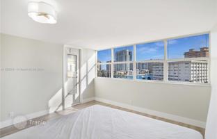 1-комнатная квартира в кондо 90 м² в Халландейл Бич за $275 000