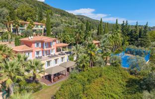 12-комнатная вилла в Грасе за 4 500 000 €