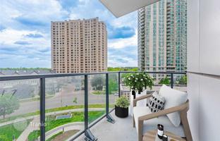 6-комнатная квартира в Скарборо за C$772 000