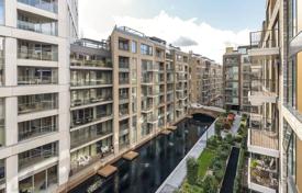 Двухкомнатные апартаменты в новой престижной резиденции с бассейном и парком, Лондон, Великобритания за 913 000 €