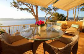 Элитная четырехкомнатная квартира с террасой и личным садом рядом с пляжем, Санта-Понса, Майорка, Испания за 1 050 000 €