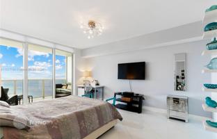 2-комнатная квартира в кондо 124 м² в Халландейл Бич за $1 225 000