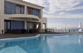 Элитная вилла с панорамными видами, тренажерным залом и бассейном на первой линии у моря, Ханья, Греция за 4 300 € в неделю