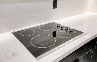 2-комнатная квартира в Этобико за C$1 085 000