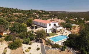 4-комнатная вилла 218 м² в Лоле за 925 000 €
