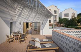 Светлая квартира с террасой в новом комплексе, Фару, Португалия за 880 000 €