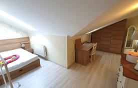 Дом в городе в Дебрецене, Хайду-Бихар, Венгрия за 3 200 € в неделю