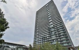 Квартира в Квинсвей, Торонто, Онтарио,  Канада за C$741 000