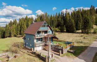 8-комнатный дом 200 м² в городе Жабляк за 320 000 €