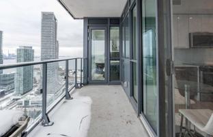 2-комнатная квартира в Этобико за C$1 077 000