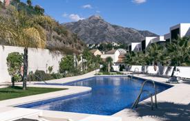 Квартира на продажу в Azahar de Marbella, Новая Андалусия за 879 000 €