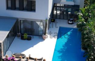 Уникальная вилла с видом на море и остров Спиналонга для круглогодичного проживания. Цена по запросу