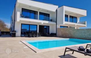 5-комнатный дом 175 м² в Канфанаре за 675 000 €