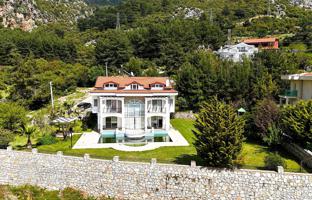 6-комнатная вилла 290 м² в Олюденизе за 51 885 000 TRY