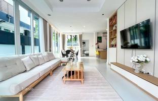 6-комнатная вилла 300 м² в Паттайе за $581 000