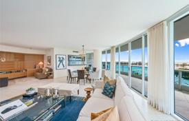 Просторные апартаменты с видом на океан в резиденции на первой линии от пляжа, Майами, Флорида, США за $1 198 000