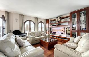 3-комнатный пентхаус 185 м² в Манильве за 695 000 €