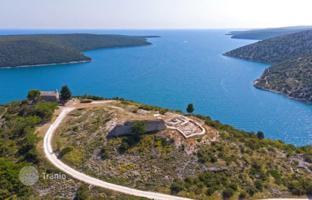 Земельный участок 24 000 м² в Ракаль за 3 000 000 €