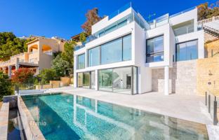5-комнатный коттедж 560 м² в Альтее за 2 350 000 €