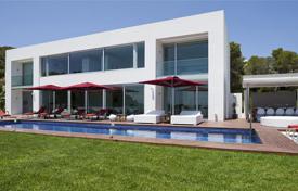 Современная вилла с бассейном, спа и видом на море, Виста Алегре, Ибица, Испания за 28 400 € в неделю