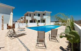 Резиденция с бассейном в живописном районе, Авгору, Кипр за От 221 000 €