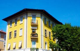 Четырехкомнатная квартира, недалеко от центра города, Брешиа, Италия. Цена по запросу