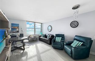 1-комнатная квартира в кондо 67 м² в Коллинз-авеню за $511 000